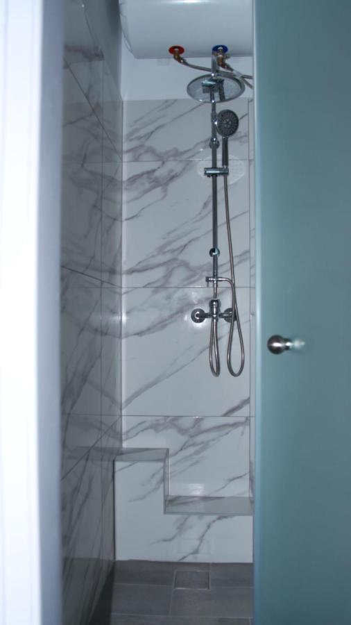 Central Stay Kavala Α Екстериор снимка